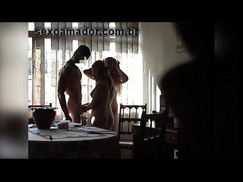 ❤️ Rakan seks menjemput seorang lelaki gergasi dan bertiga bersamanya ️ Video persetan  pada ms.nudexxx.ru